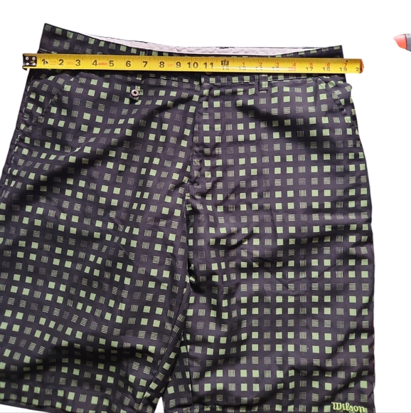 Wilson short for mens size 36 - Picture 4 of 5